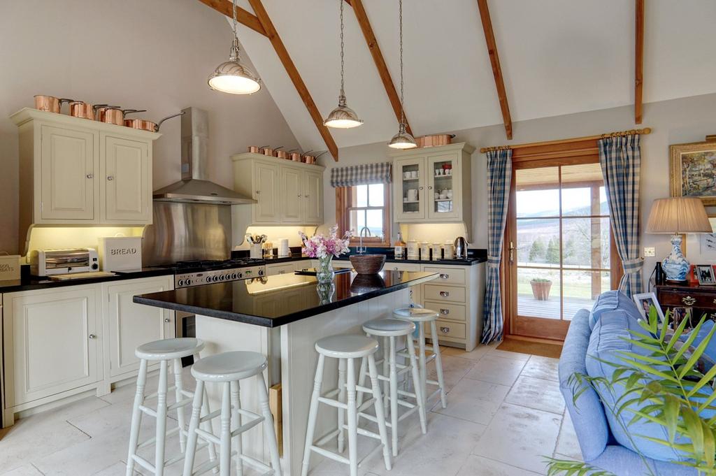 Kitchen/Family Room
