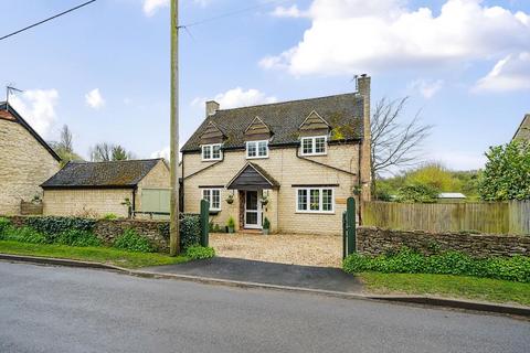 4 bedroom detached house for sale - Fewcott,  Oxfordshire,  OX27