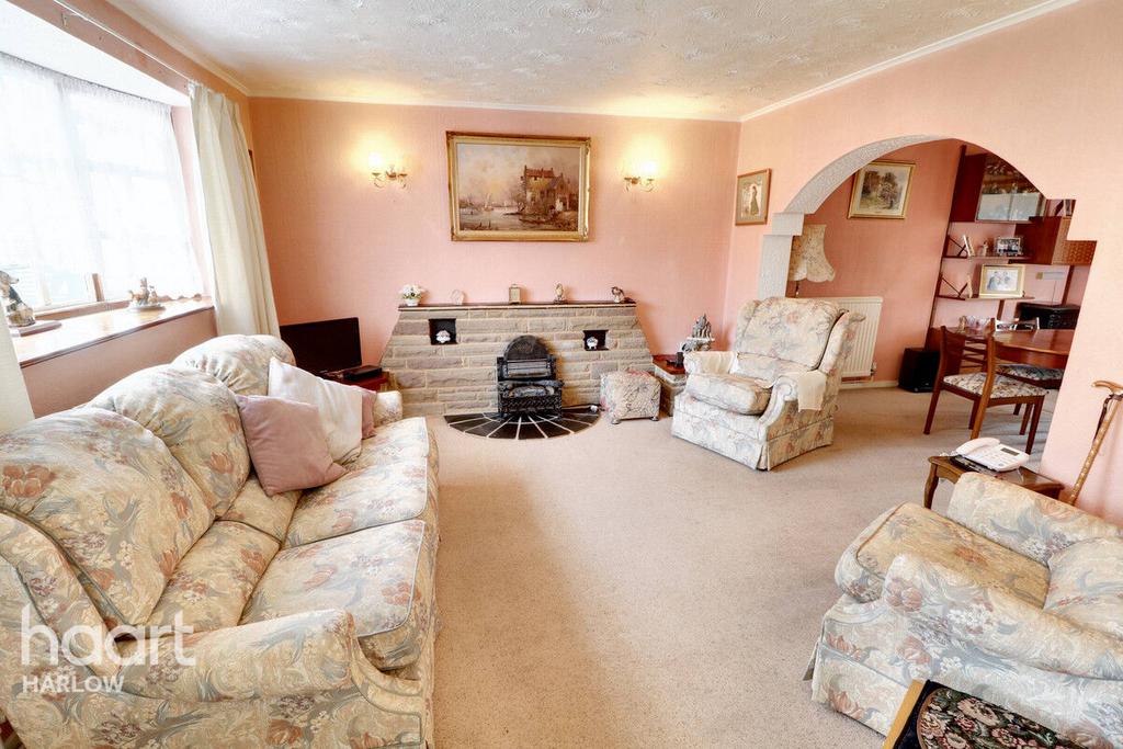 Great Leylands, Harlow 3 bed semidetached house for sale £425,000