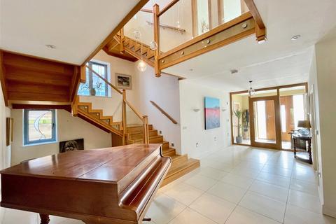 6 bedroom detached house for sale, Marine Parade, Leigh-on-Sea, Essex, SS9