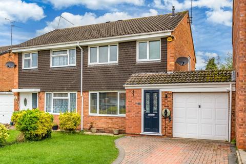 3 bedroom semi-detached house for sale, Newent Close, Redditch, Worcestershire, B98