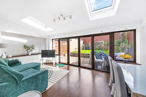 46 Bilham Road, Clayton West, Huddersfield, HD8 9PA