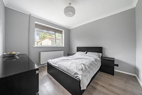 3 bedroom bungalow for sale, Orchard Close, Normandy, Surrey, GU3