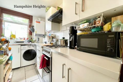 1 bedroom flat for sale, Townsend Road, London N15