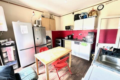 112 Upper Road, London, E13 0EX