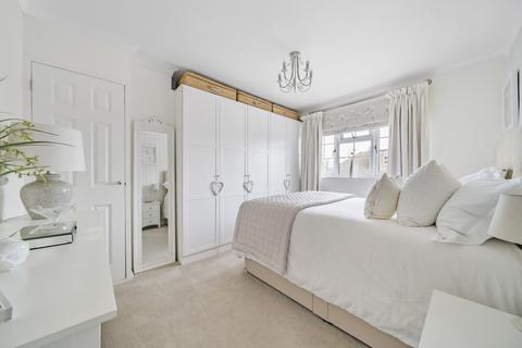 40 Longmarsh View, Sutton At Hone, Dartford, DA4 9DY