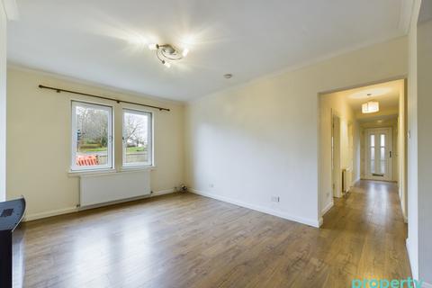 3 bedroom flat for sale, West Mains Road, East Kilbride, South Lanarkshire, G74