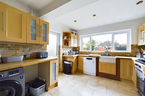 15 Newfield Road, Marlow, SL7 1JW
