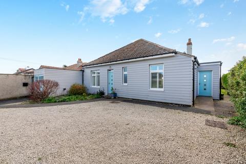 15 Links Road, Bamburgh, NE69 7AX