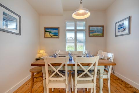 15 Links Road, Bamburgh, NE69 7AX