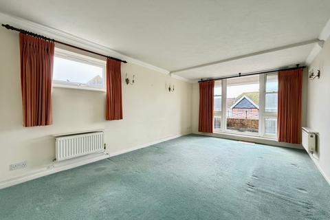 2 bedroom apartment for sale, South Strand, East Preston, BN16