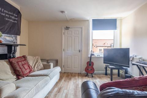 6 bedroom terraced house to rent, Shortridge Terrace, Newcastle Upon Tyne NE2