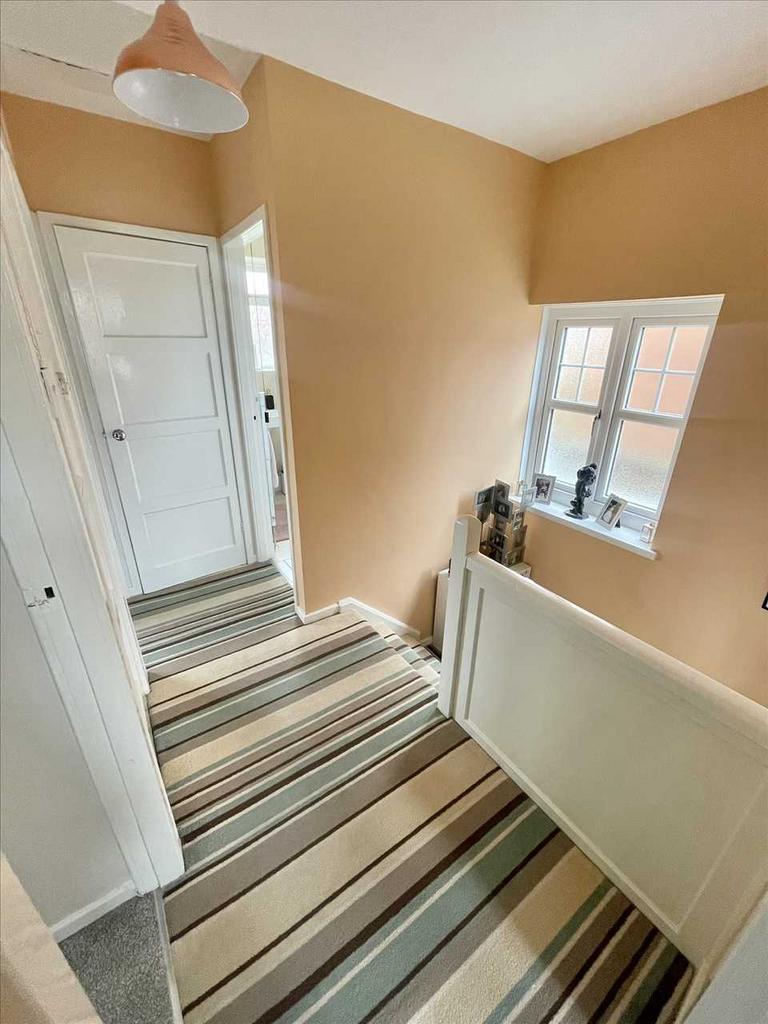 Stairs/landing