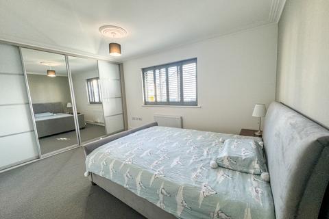 2 bedroom terraced house to rent, Haining Park, Loanhead, Midlothian, EH20
