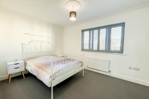 2 bedroom terraced house to rent, Haining Park, Loanhead, Midlothian, EH20