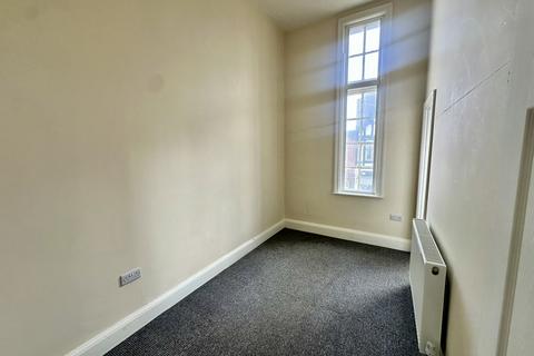 2 bedroom flat to rent, Clerkson Street, Mansfield, NG18