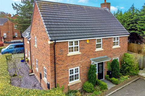 4 bedroom detached house for sale, Scholars Chase, Wrenthorpe, Wakefield, WF2