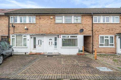 24 Parry Green South, Slough, SL3 8NN