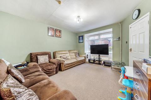 24 Parry Green South, Slough, SL3 8NN