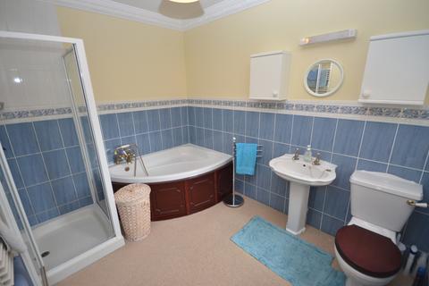 5 Throgmorton Hall, Old Sarum, Salisbury, SP4 6BQ