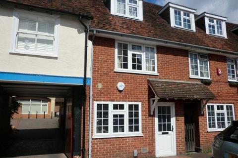 4 bedroom terraced house to rent, Wokingham, Berkshire