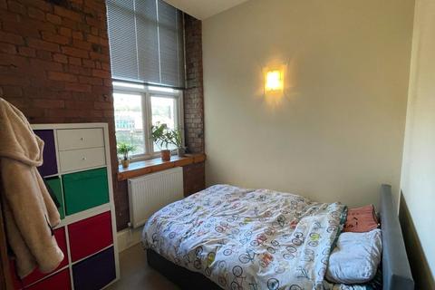 2 bedroom apartment to rent, Bradford Road, Dewsbury, West Yorkshire, WF13