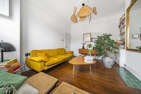 94a Stapleton Road, London, SW17 8AX