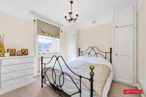 1 bedroom apartment to rent, Comeragh Road London W14