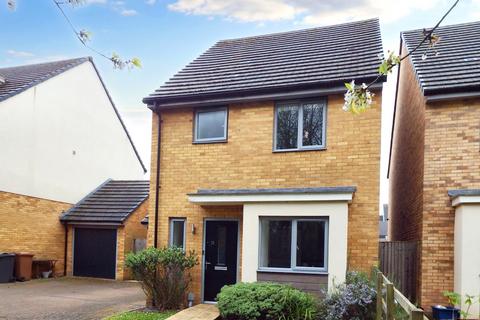 3 bedroom detached house for sale, Grayling Way, Stevenage, Hertfordshire, SG1