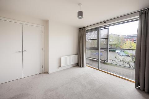 1 bedroom flat to rent, Westgate, Caledonian Road,
