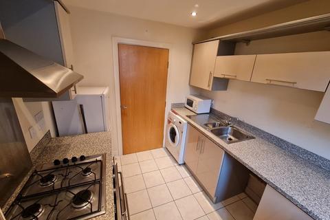 2 bedroom flat for sale, Watkin Road, Leicester, LE2 7AZ