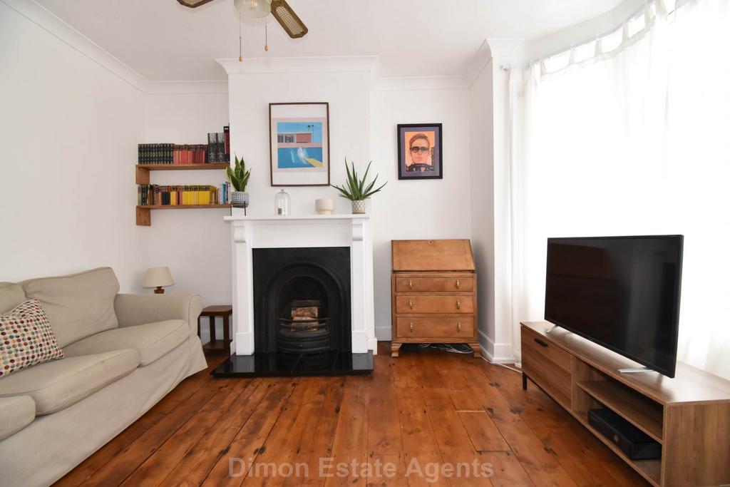 Handley Road, Gosport 2 bed terraced house for sale £235,000