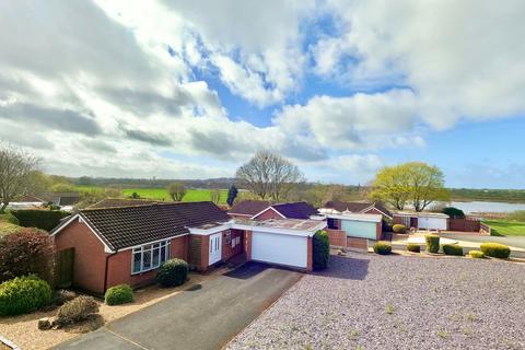 3 bedroom property for sale, Oulton Way, Stafford, ST16