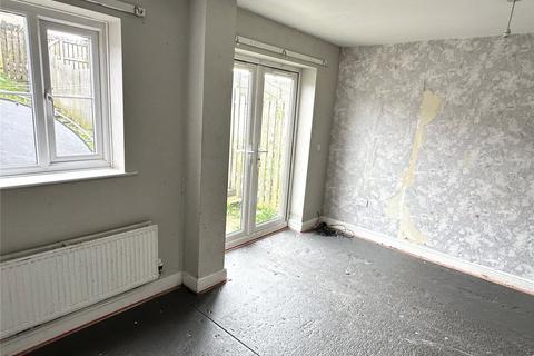 2 bedroom townhouse for sale, Calderdale Park, Southowram, Halifax, HX3