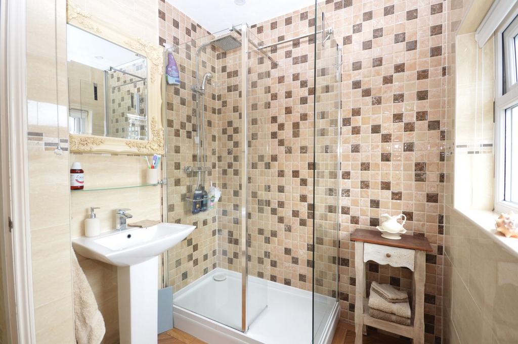 Bathroom/shower room