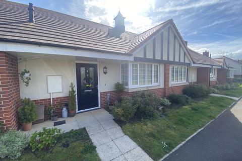 1 bedroom bungalow for sale, 4 Hawthorne Road, Humberston, Grimsby