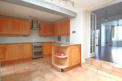 3 bedroom house to rent, POLYGON, SO15