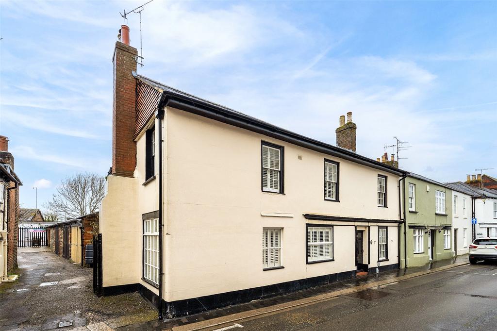 High Street, Tarring, Worthing, West... 5 bed semidetached house for