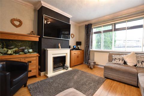 2 Bourne Road, Shaw, Oldham, OL2 7XN