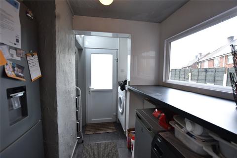 2 Bourne Road, Shaw, Oldham, OL2 7XN