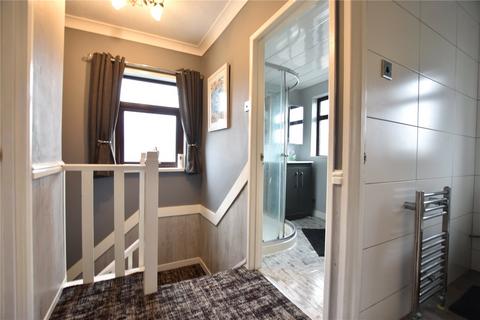 2 Bourne Road, Shaw, Oldham, OL2 7XN
