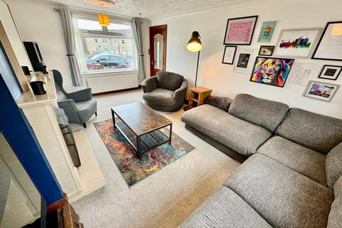 24 Elder Avenue, Beith, KA15 1DJ