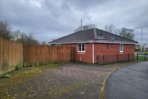 2 bedroom detached bungalow for sale, Leacroft Avenue, Bolton BL2