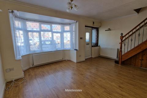 73 Pembroke Road, London, N13 5NR
