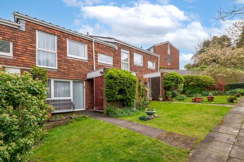3 bedroom terraced house for sale, Talbot Close, Reigate, RH2
