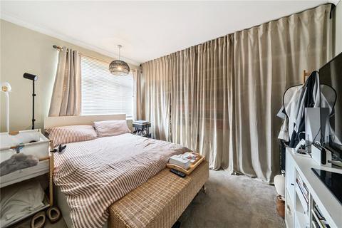 64 Bradley Road, London, SE19 3NS