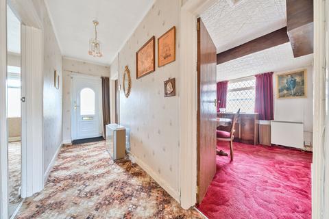 6 Albert Road, Capel Le Ferne, Folkestone, CT18 7JY