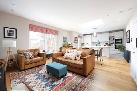 2 bedroom apartment for sale, St. Johns Road, Clifton BS8 2EY