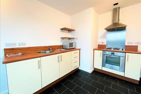 2 bedroom flat to rent, 156 Chapel Street, Salford, Greater Manchester, M3