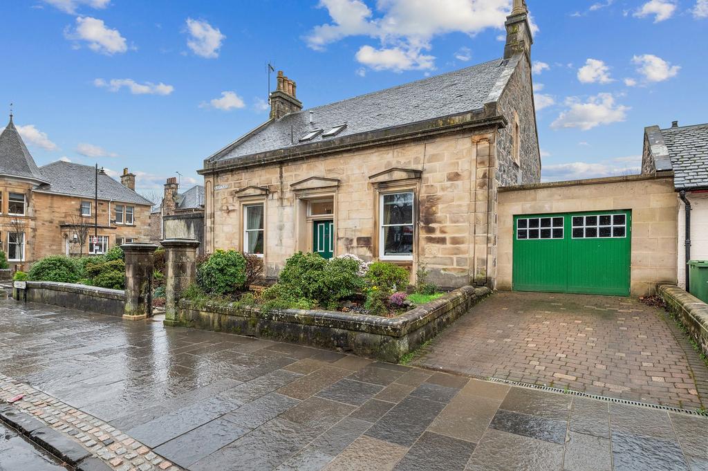 Albert Place, Stirling FK8 4 bed link detached house for sale £600,000